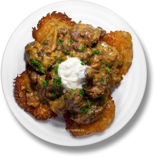 Мясо с грибами в горшочке — готовое блюдо