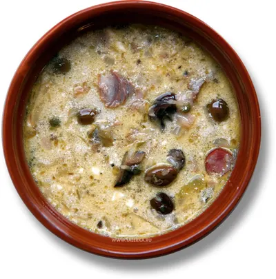 Солянка мясная — готовое блюдо
